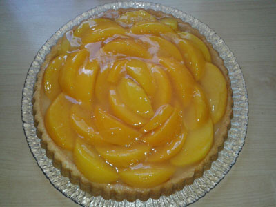 Obsttorte mit Bisquitboden