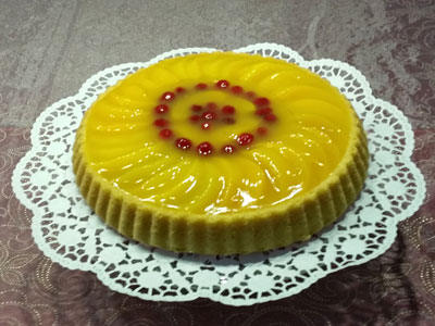Obsttorte mit Bisquitboden